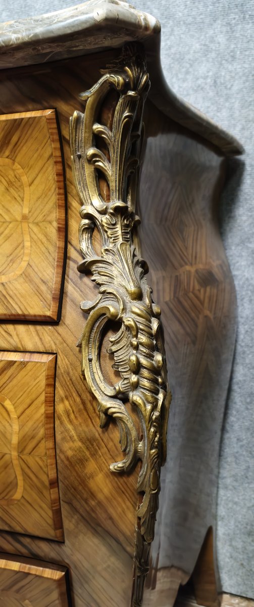 Very Large Curved Louis XV Style Chest Of Drawers In Marquetry -photo-6