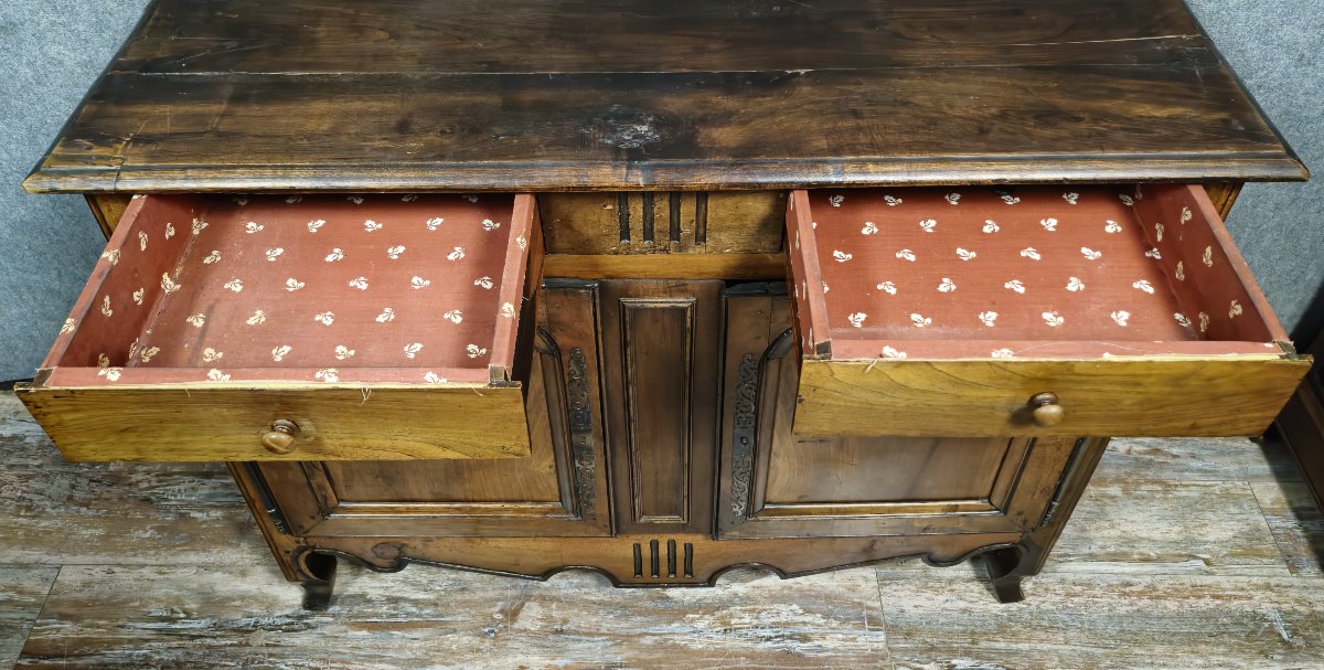 Louis XV Period Sideboard In Walnut And Solid Oak -photo-4