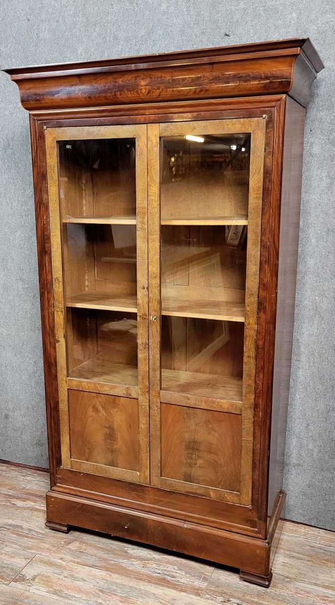 Parisian Library With Louis Philippe Period Ogee In Mahogany -photo-1