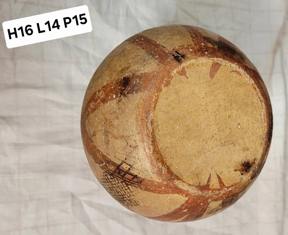 Poterie traditionnelle kabyle / berbère en terre cuite ornée de motifs époque XIXème-XXème-photo-4