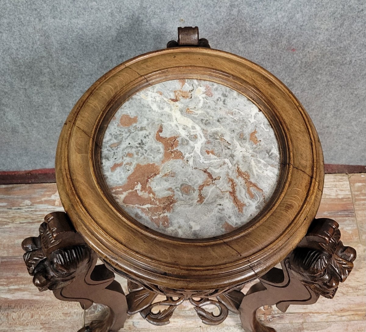 Renaissance Style Walnut Selette Or Pedestal -photo-3