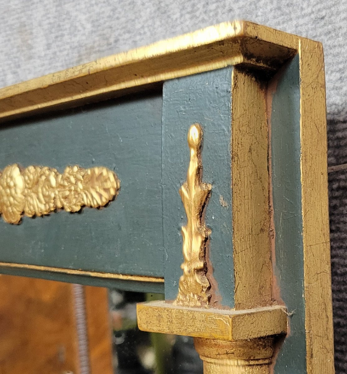 Miroir Style Empire en bois laqué et doré -photo-4