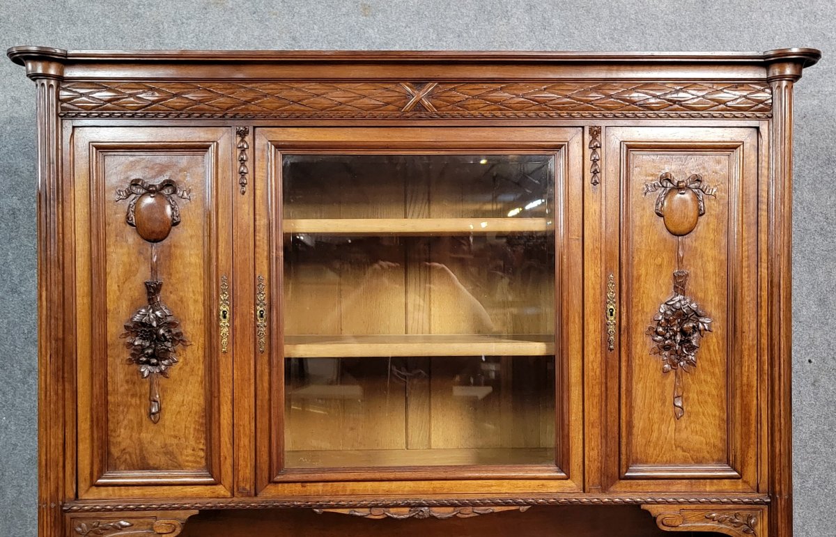 Buffet a deux corps style Louis XVI en noyer massif -photo-2