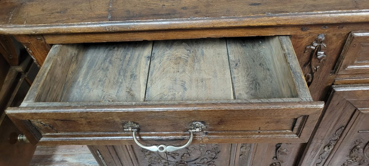 Important Louis XV Period Sideboard In Carved Solid Oak -photo-6
