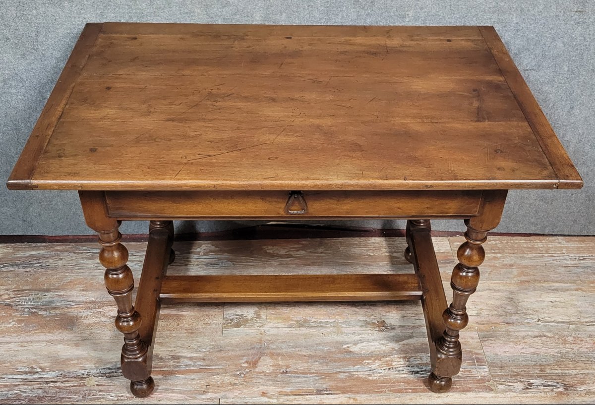 Table ou bureau de style Louis XIII en noyer massif -photo-3