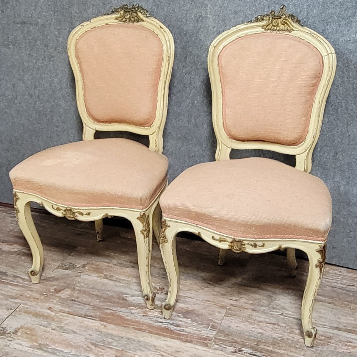 Pair Of Venetian Chairs In Louis XV Baroque Style In Lacquered And Gilded Wood-photo-1