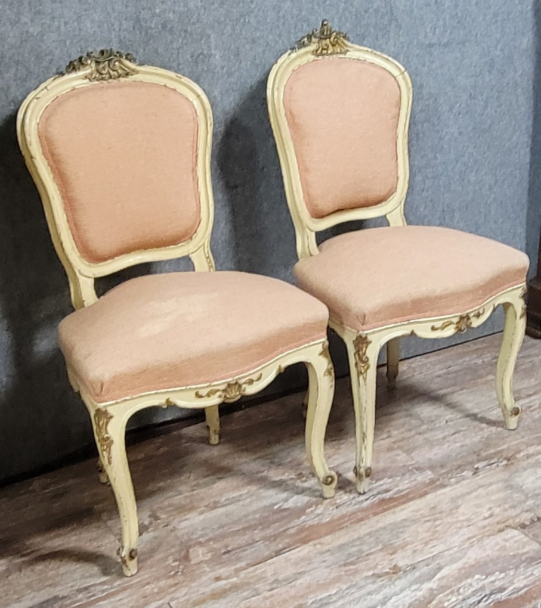 Pair Of Venetian Chairs In Louis XV Baroque Style In Lacquered And Gilded Wood-photo-2