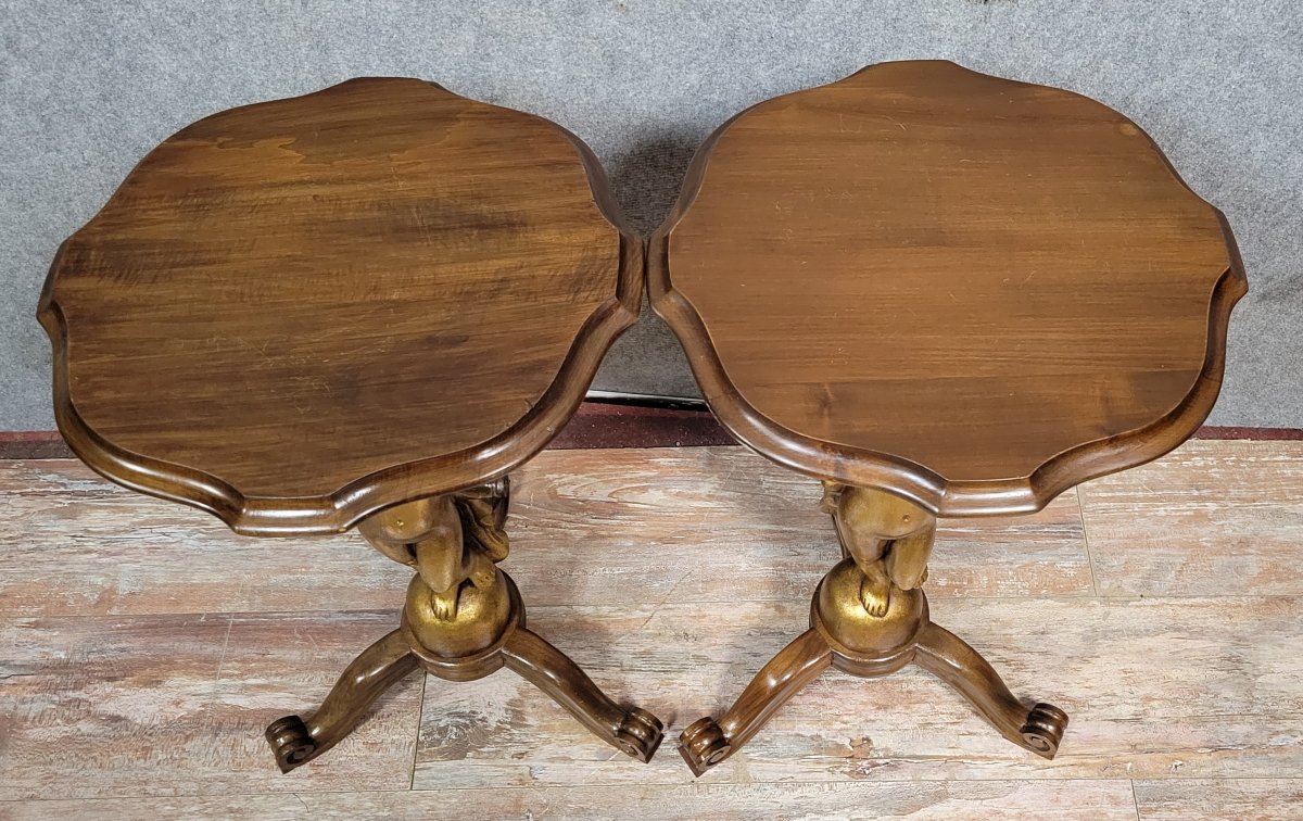 Rare paire de guéridons ou bouts de canapé aux Putti en bois doré  -photo-3