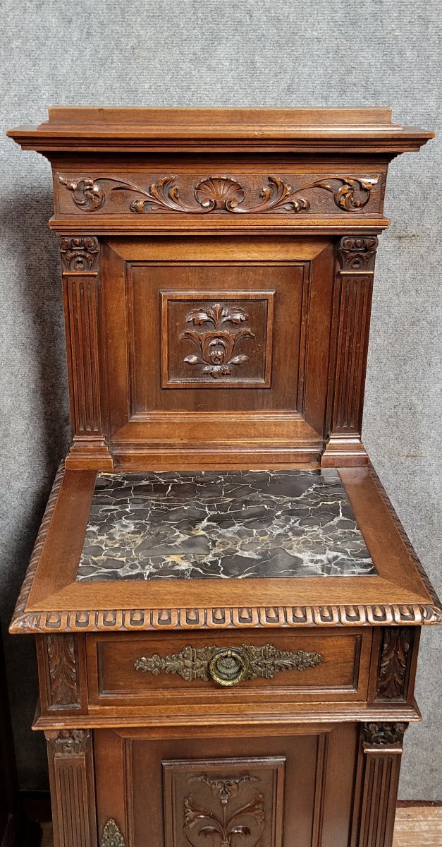 Paire de chevets style Renaissance en noyer sculpté-photo-2