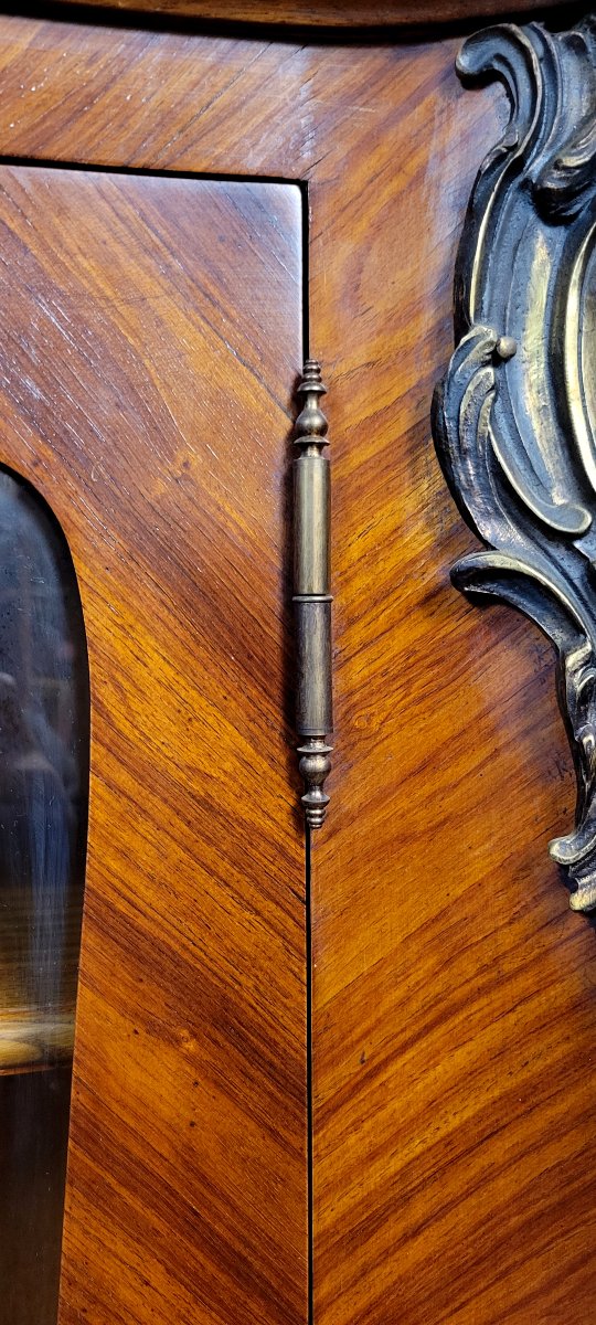 Bibliothéque galbée style Louis XV en bois de rose et marquéterie -photo-2