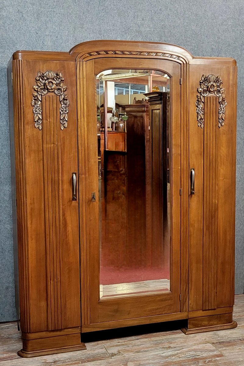 Art Deco Period Walnut Wardrobe -photo-2