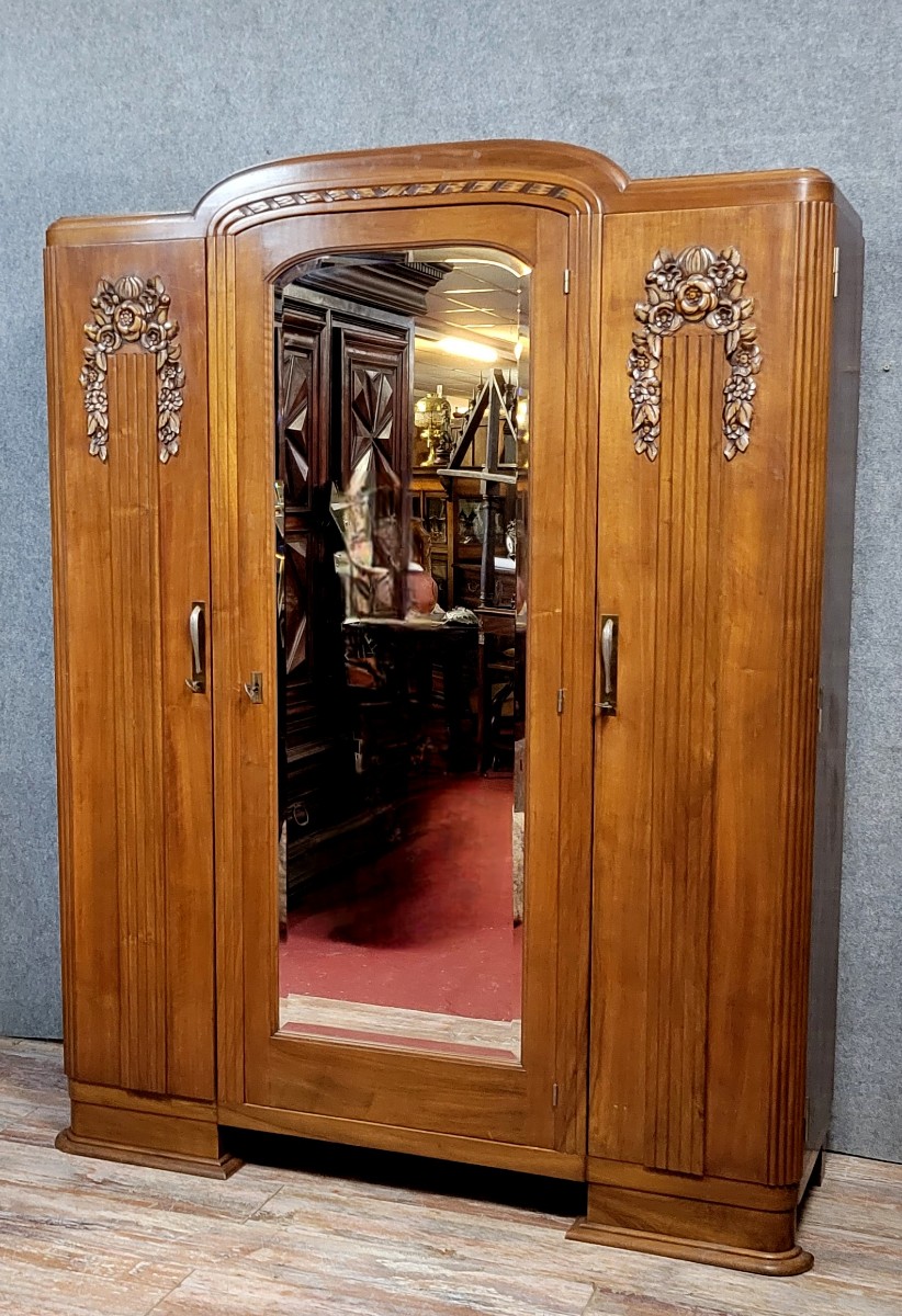 Art Deco Period Walnut Wardrobe 