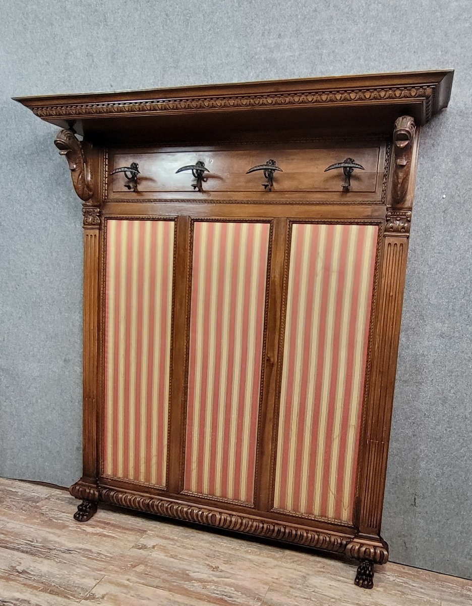 Grand porte manteaux style Renaissance en noyer -photo-1