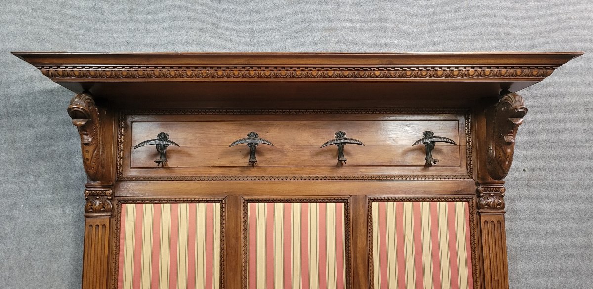 Grand porte manteaux style Renaissance en noyer -photo-3