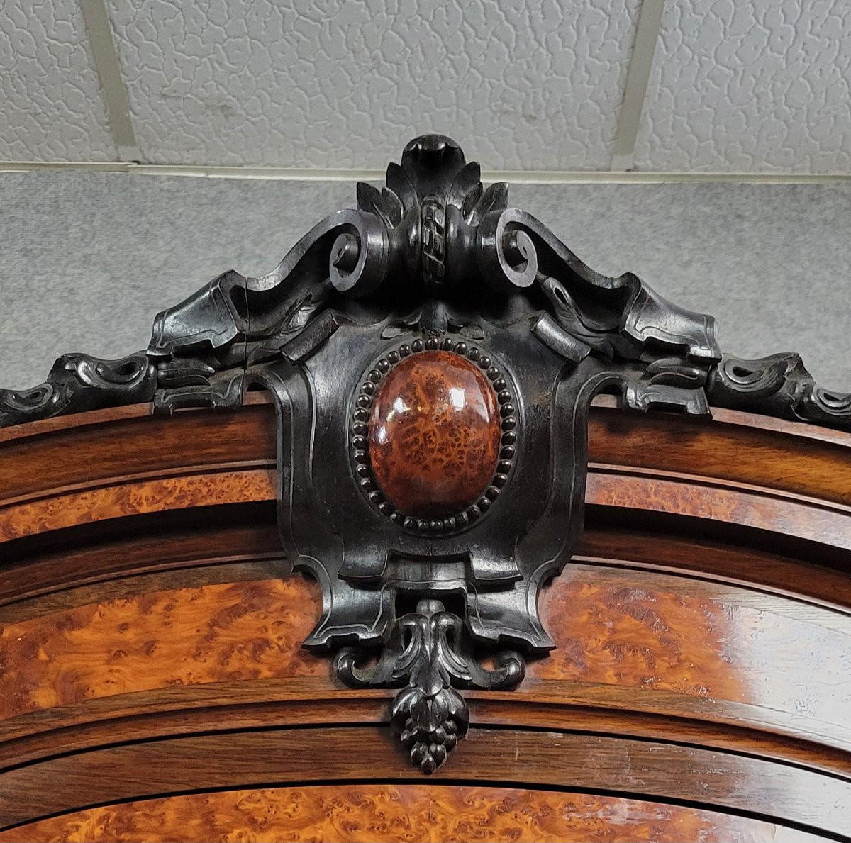 Parisian Mirrored Armoire In Louis XVI Style In Rosewood And Elm Burl -photo-4