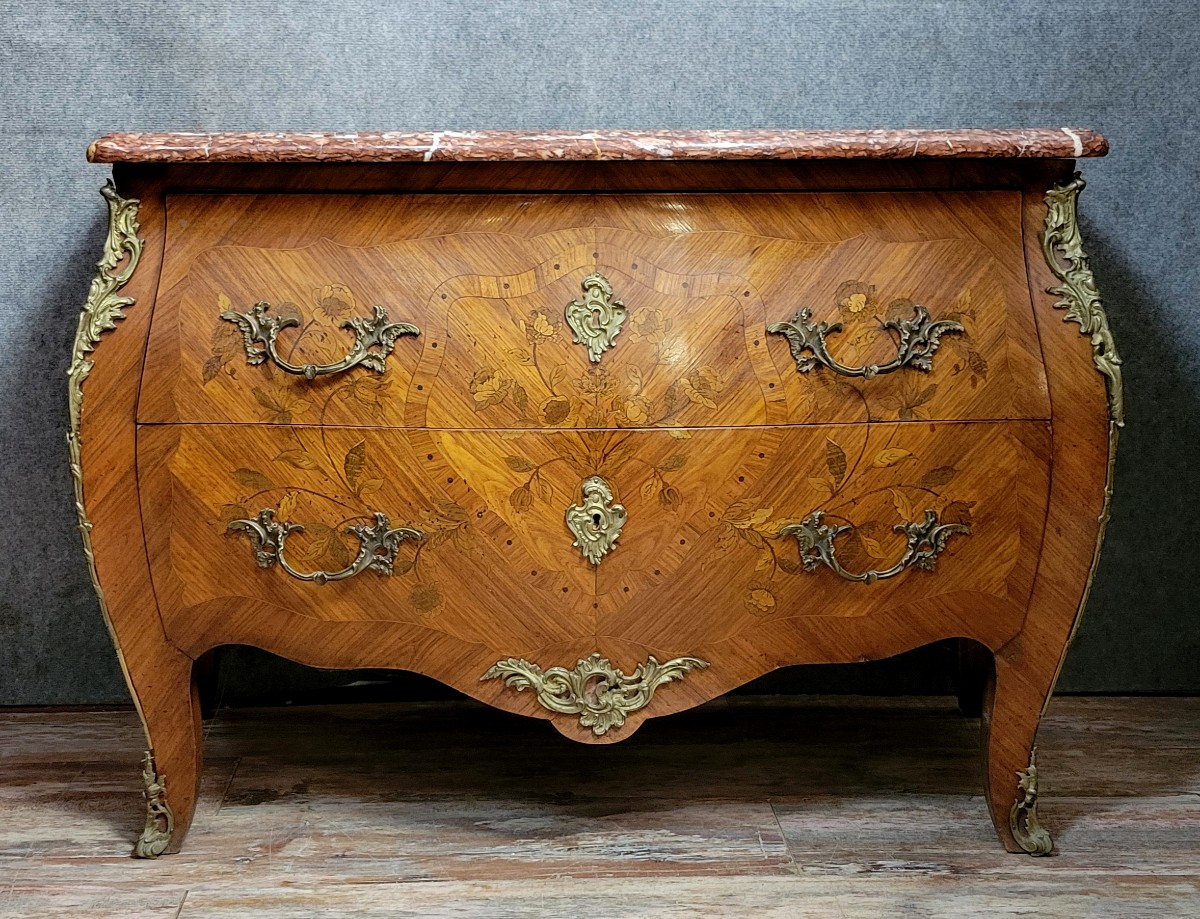 Louis XV Style Curved Chest Of Drawers In Marquetry