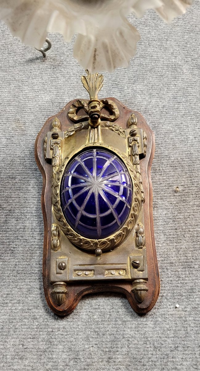 Louis XVI Style Wall Lamp In Bronze And Cut Crystal -photo-3