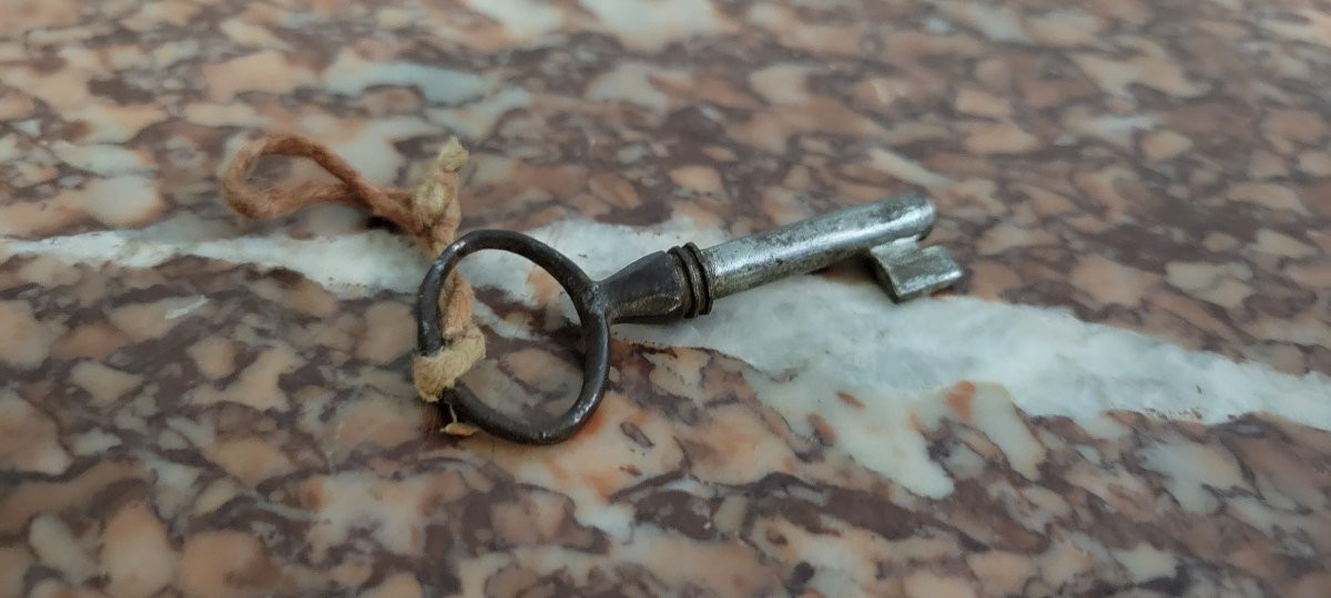 Secrétaire époque Napoléon III en faux semblant de semainier en noyer -photo-5