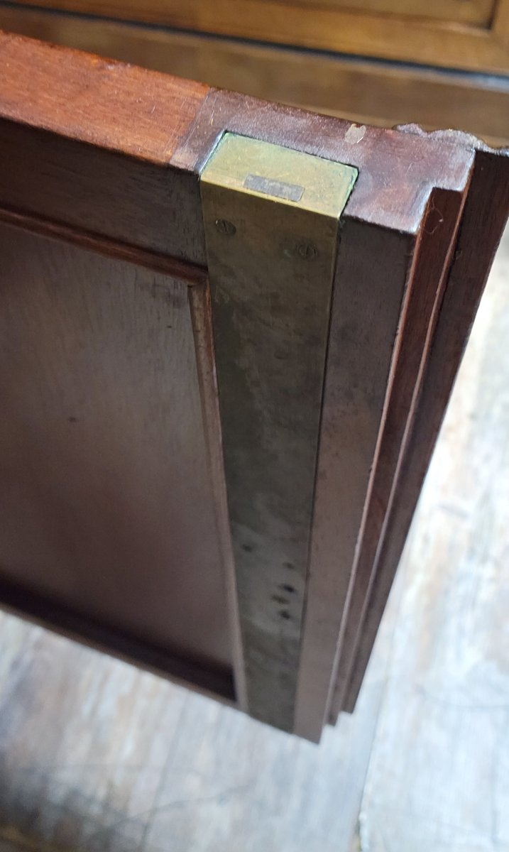 D'après Louis Majorelle : Rare et grand meuble époque Art Nouveau en acajou et cuir gauffré-photo-5