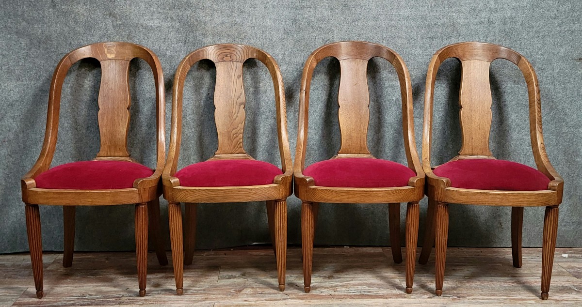 Série de quatre fauteuils gondoles style Charles X en orme