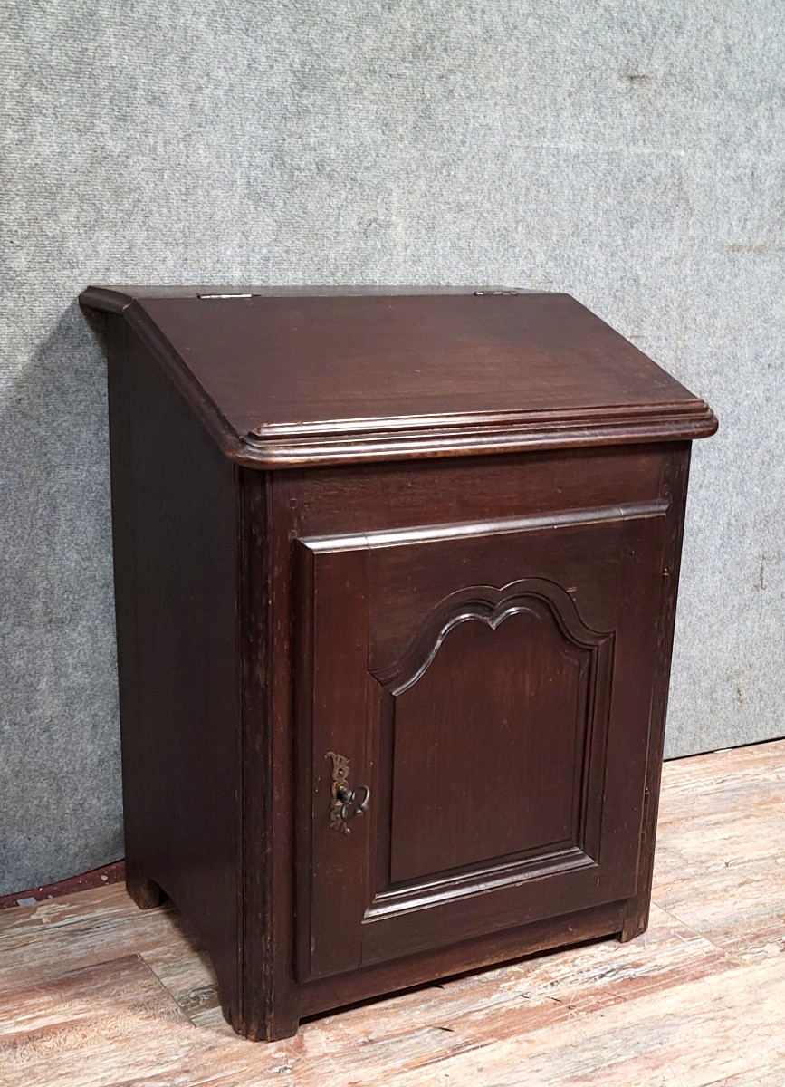 Louis XIV Period Lectern In Solid Oak  
