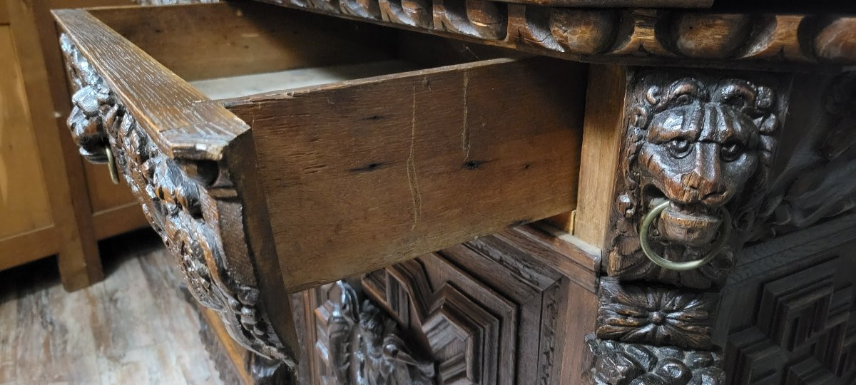 buffet deux-corps style Renaissance Italienne en chene massif-photo-6