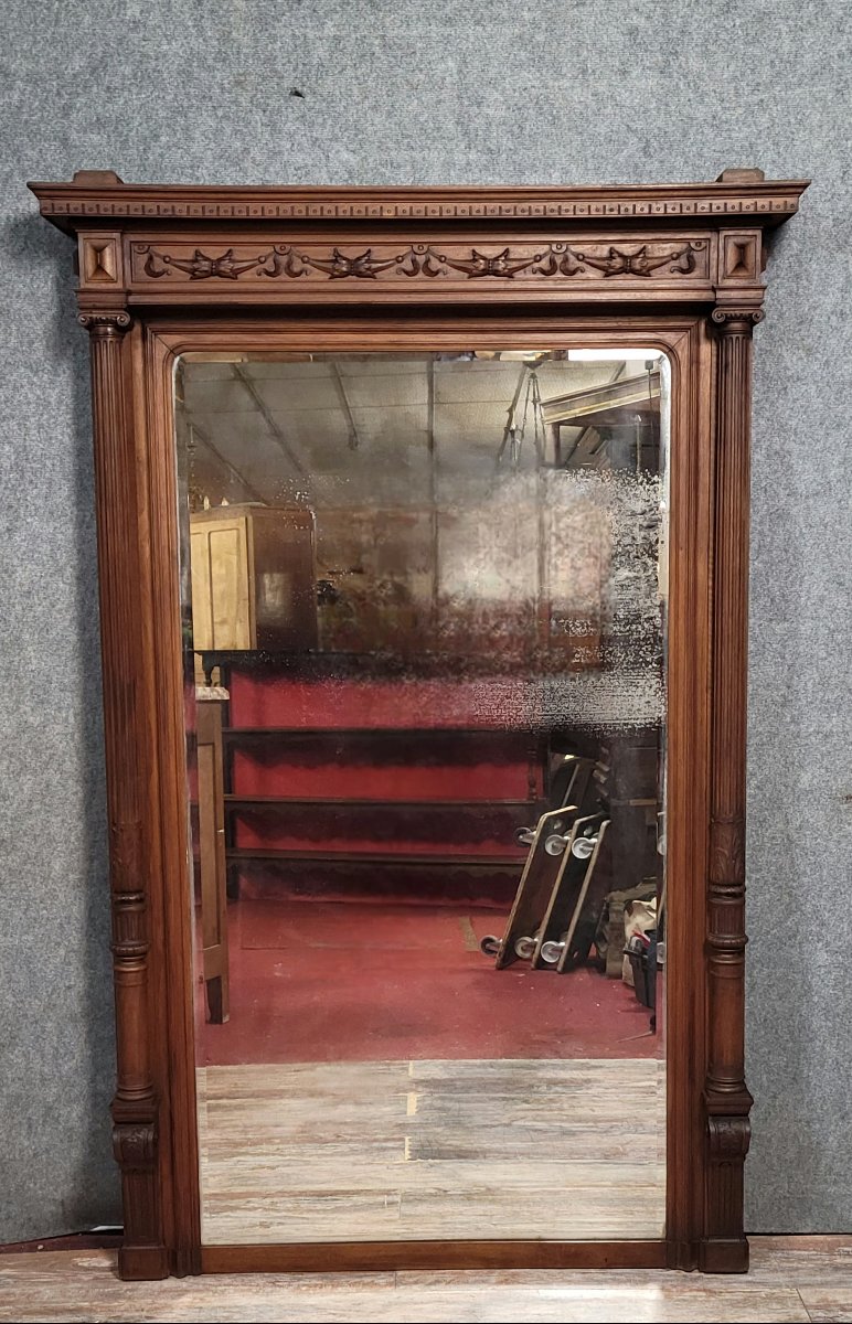 Large Renaissance-style Walnut Mirror-photo-1