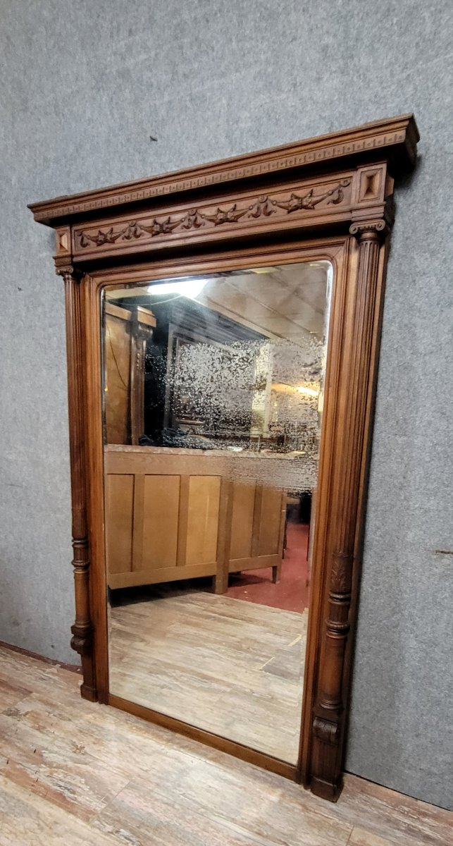 Large Renaissance-style Walnut Mirror-photo-3