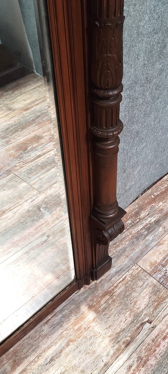Large Renaissance-style Walnut Mirror-photo-5