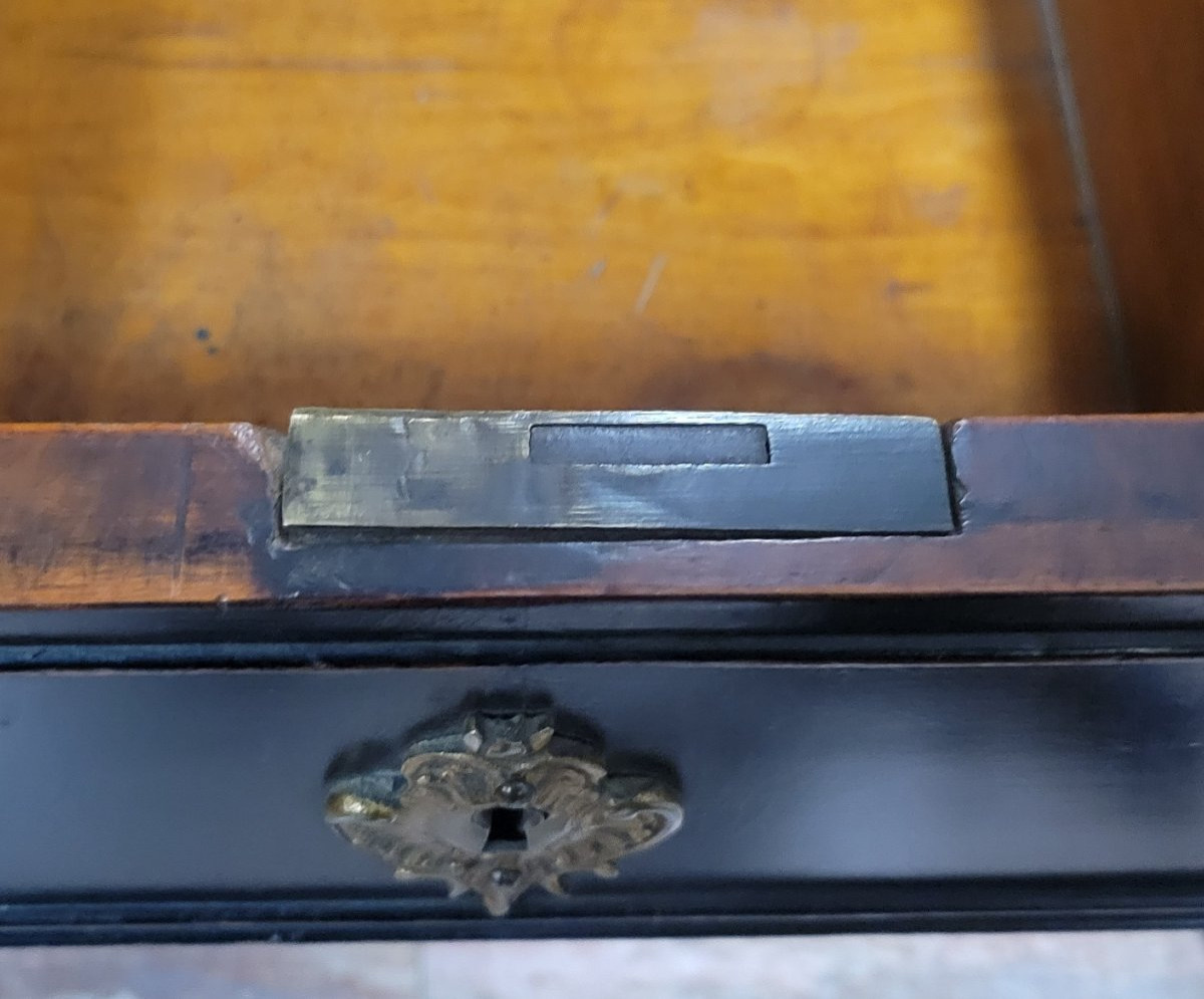 Napoleon III Period Dressing Table In Ebonized Wood, Equipped With A Swiveling Octagonal Mirror-photo-6