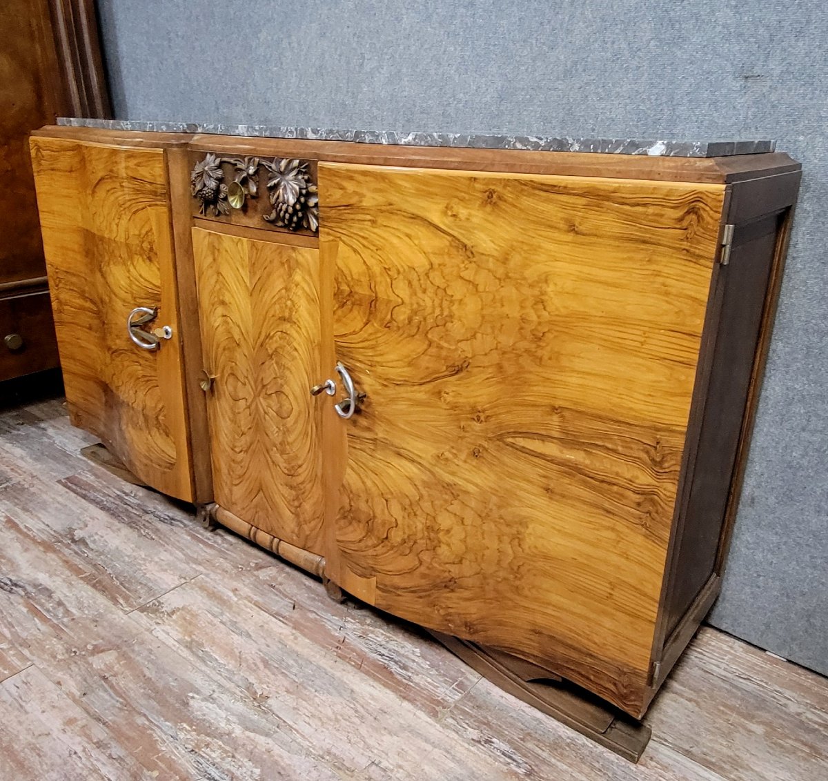 Art Deco Period Sideboard In Burr Walnut -photo-2