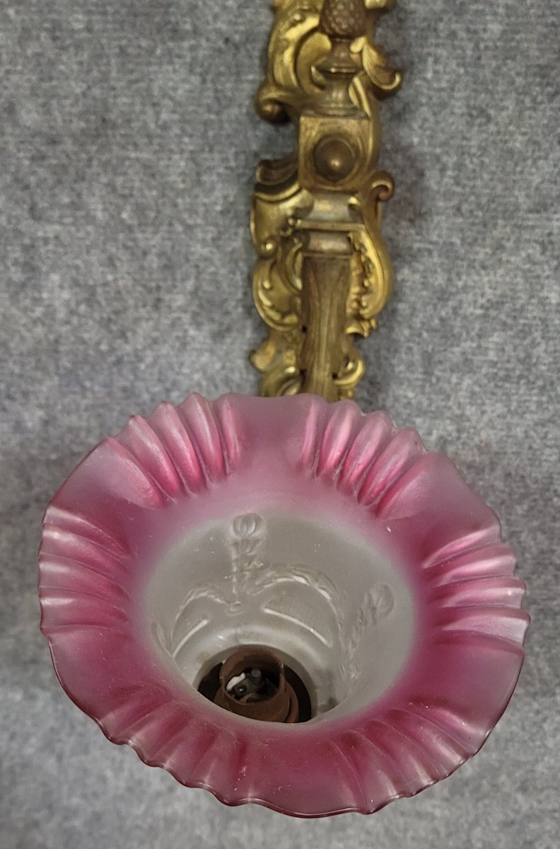 Antique Wall Sconce In Finely Chiseled Bronze-photo-4