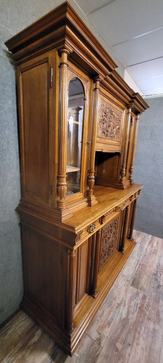 Important buffet deux-corps style Renaissance en noyer massif-photo-1