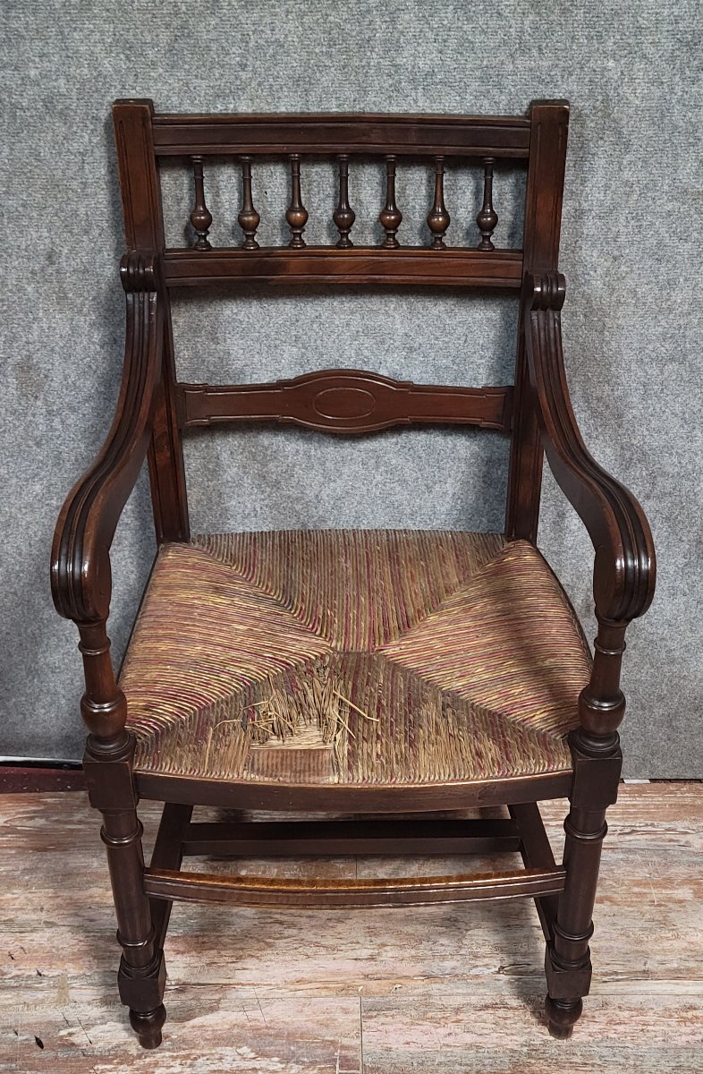fauteuil style Renaissance en bois massif, dotée d’un dossier à petites colonnettes-photo-2