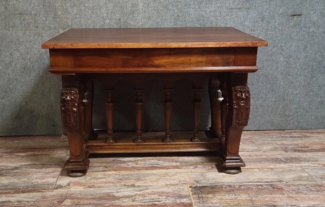 Table bureau ancienne de style Renaissance en noyer  fin XIXᵉ siècle (vers 1860) 
