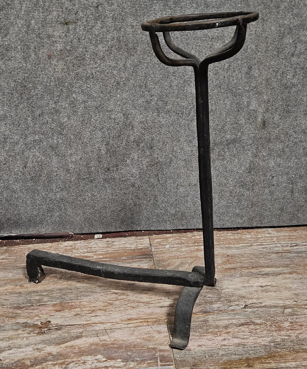 Ensemble de trois hâtiers (ou landiers) en fer forgé, datant des XVIIᵉ et XVIIIᵉ-photo-3