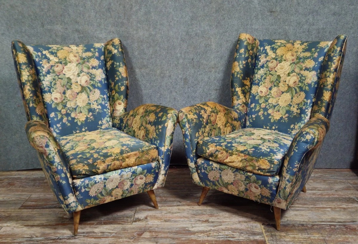 Paolo Buffa Italy: Pair Of Vintage Armchairs With Wrap-around Backrests, Circa 1950