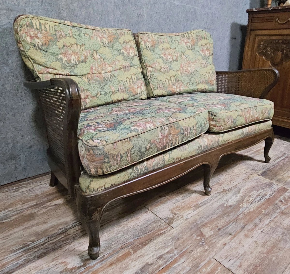 English 2-seater Sofa, Carved Wooden Frame With Caned Sides And Back-photo-2