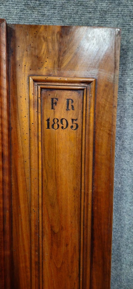 Paire de Portes d'armoire en noyer, datés 1895 / pour placard ou éléments d'architecture-photo-5