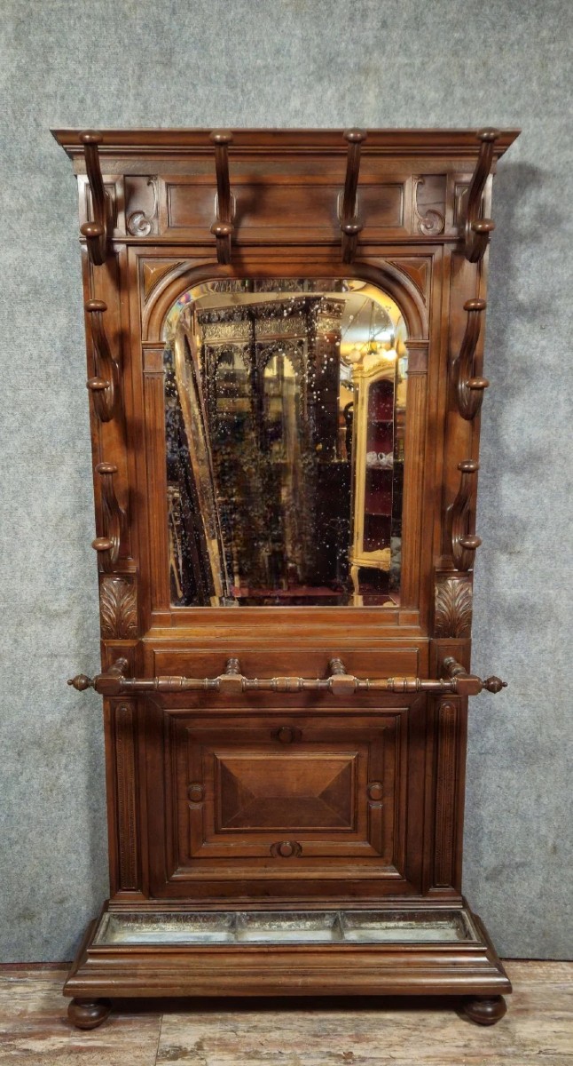 Porte manteaux- meuble d’entrée ancien en noyer, datant de la fin du XIXᵉ siècle