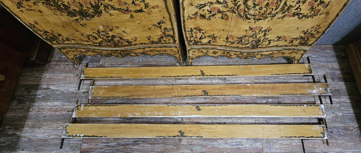 Pair Of Antique Beds Painted With Floral Decoration - Late 19th Century - Venetian/18th Century Style  -photo-2
