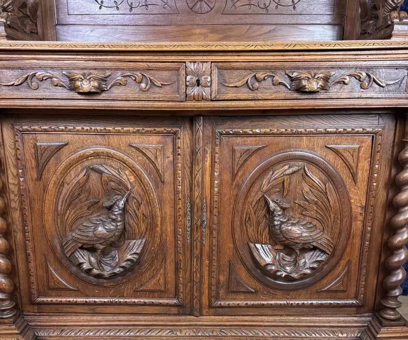 Important buffet deux-corps sculpté – Chêne massif – Pièce de caractère - style Renaissance  -photo-3