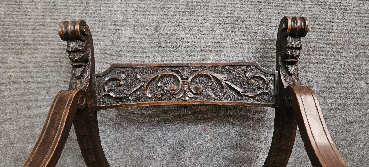 Fauteuil curule ancien en bois sculpté – Style Renaissance / Savonarole  -photo-2