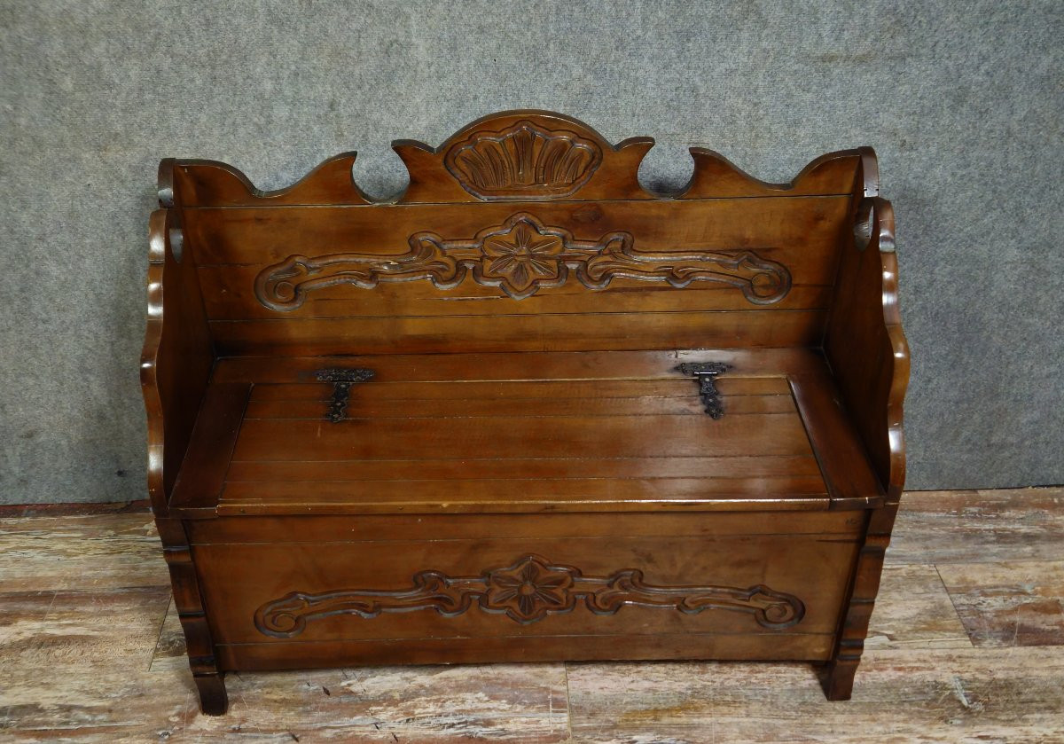 Banc-coffre ancien en bois massif sculpté, XXᵉ siècle-photo-5