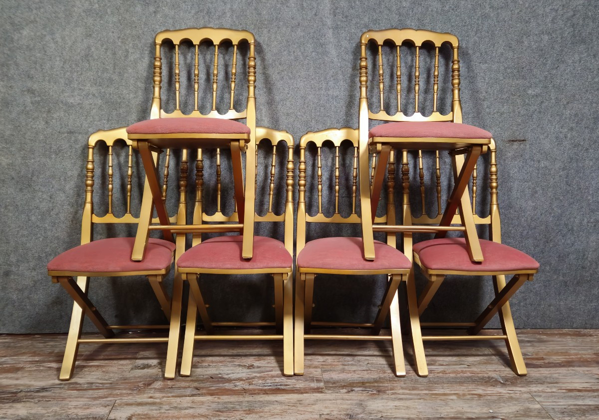 Ensemble de six chaises en bois doré, XXᵉ siècle