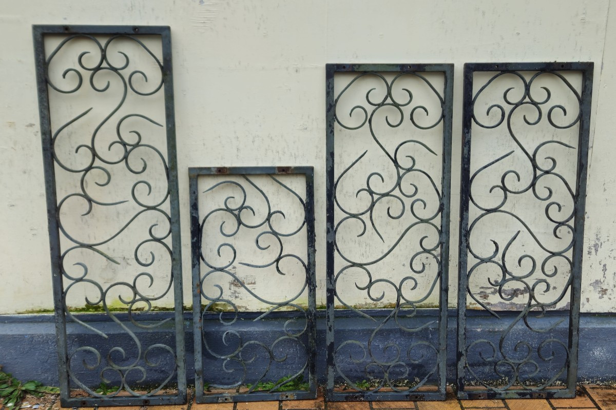 Ensemble de panneaux décoratifs en fer forgé, XXᵉ siècle