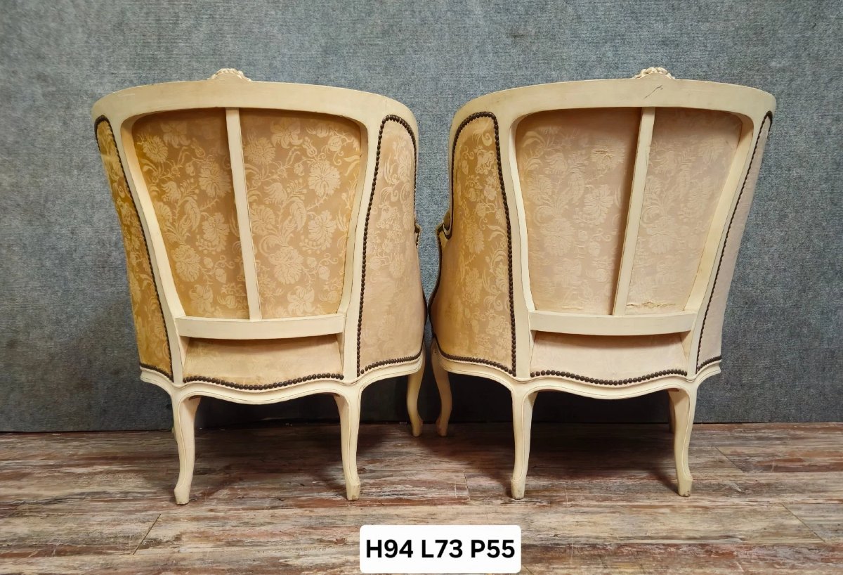 Paire de fauteuils bergéres style Louis XV – bois sculpté et tissu damassé-photo-5