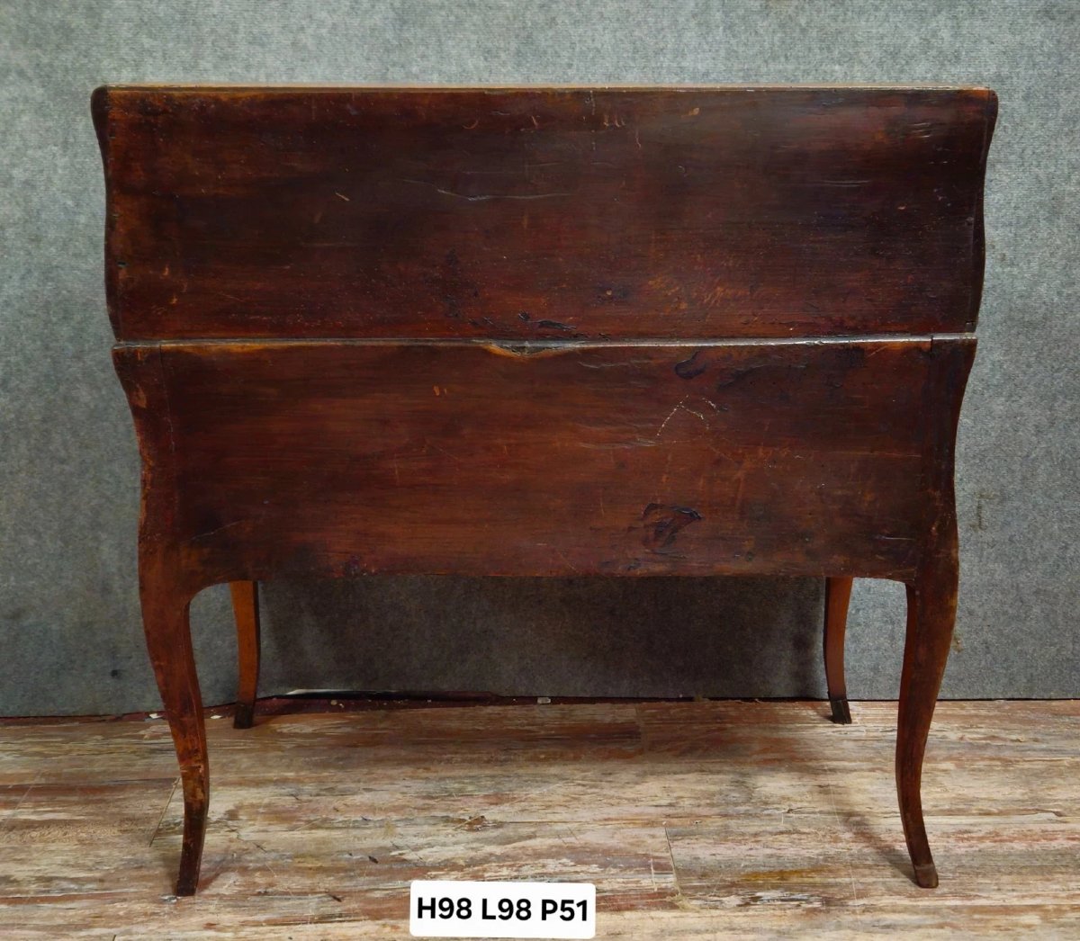 Bureau de pente - commode-scriban galbé en noyer et marquéterie – époque Louis XV-photo-1