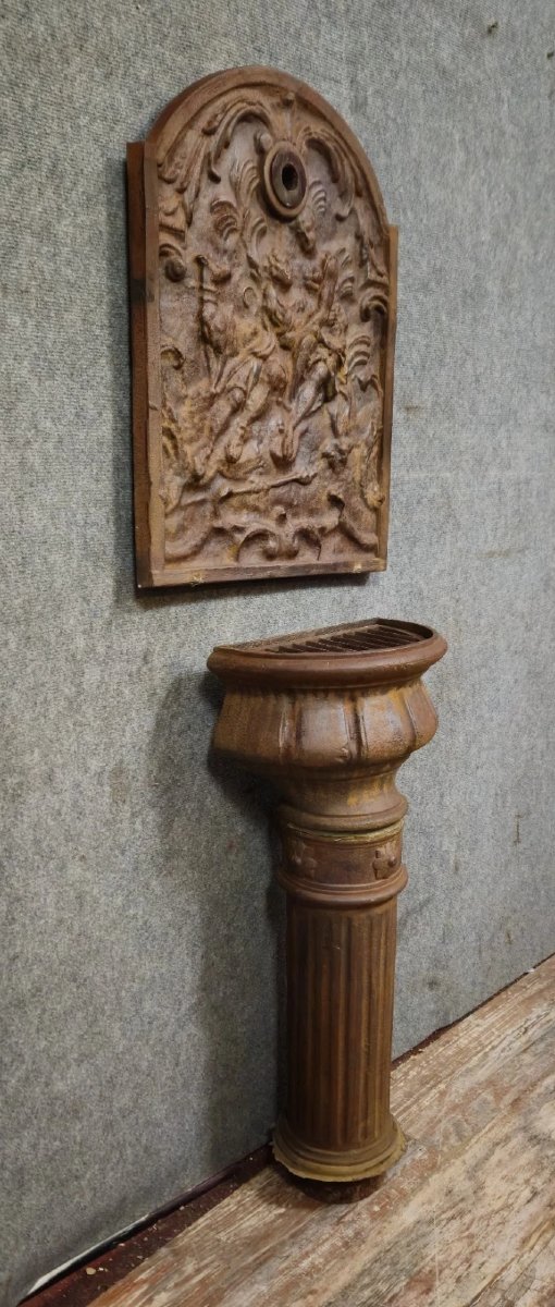 Antique Cast Iron Wall Fountain-photo-2