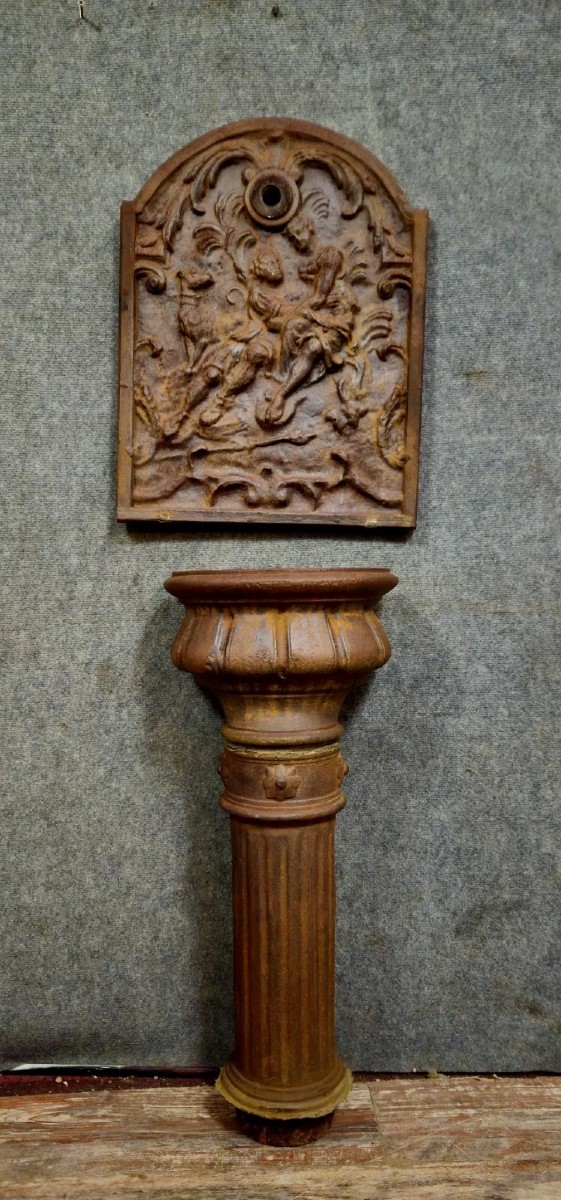 Antique Cast Iron Wall Fountain